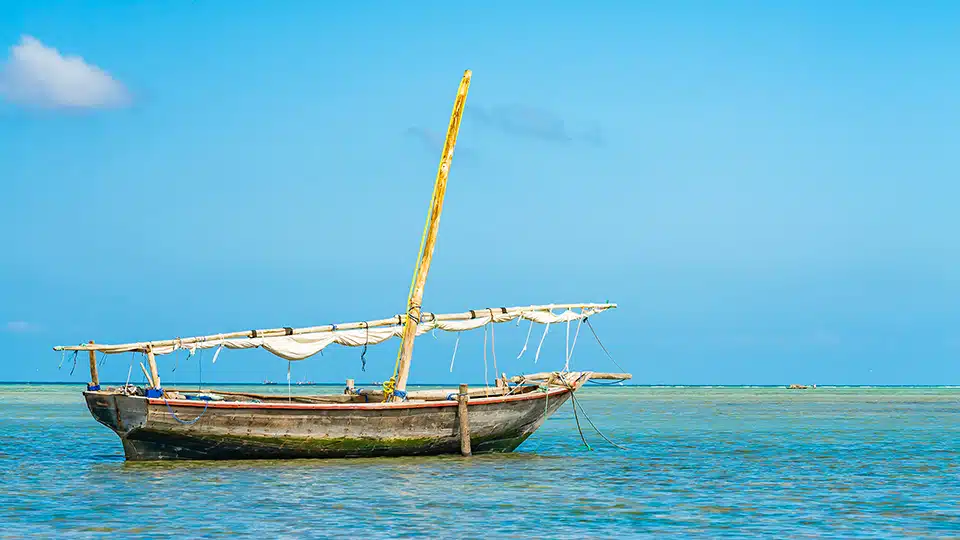 Bateau de pêche. Zanzibar, Tanzanie Bateau de pêche. Zanzibar, Tanzanie