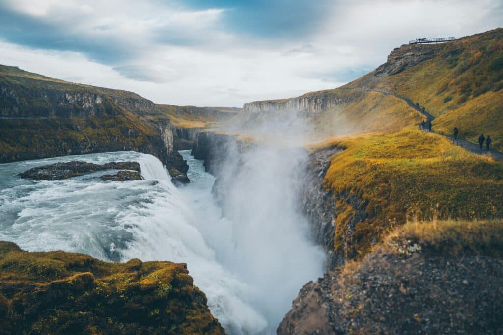 sarah thorenz 2ALdMuvRD0w unsplash