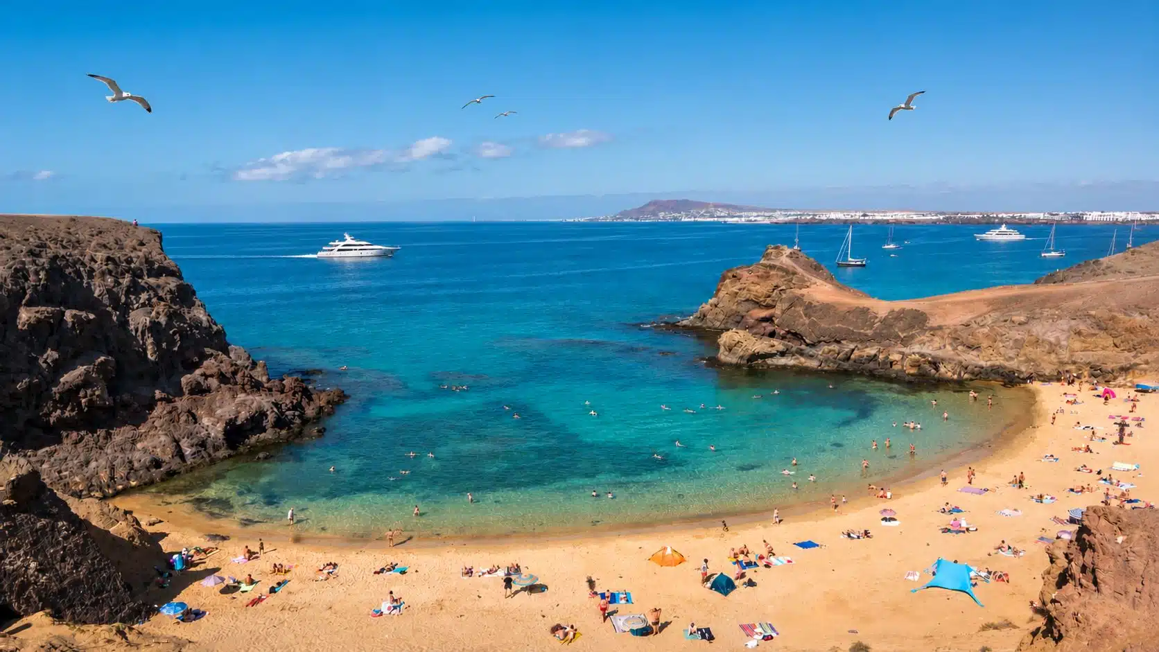 Parrot Beach aux Îles Canaries, où partir au soleil pour se bronzer
