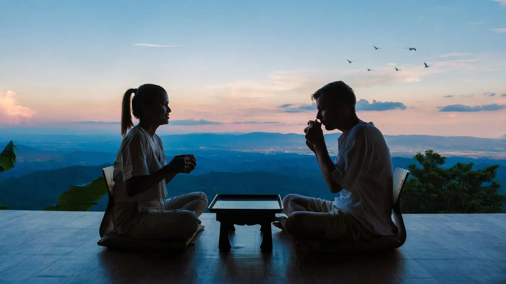 Couple en voyage de noce en thailande