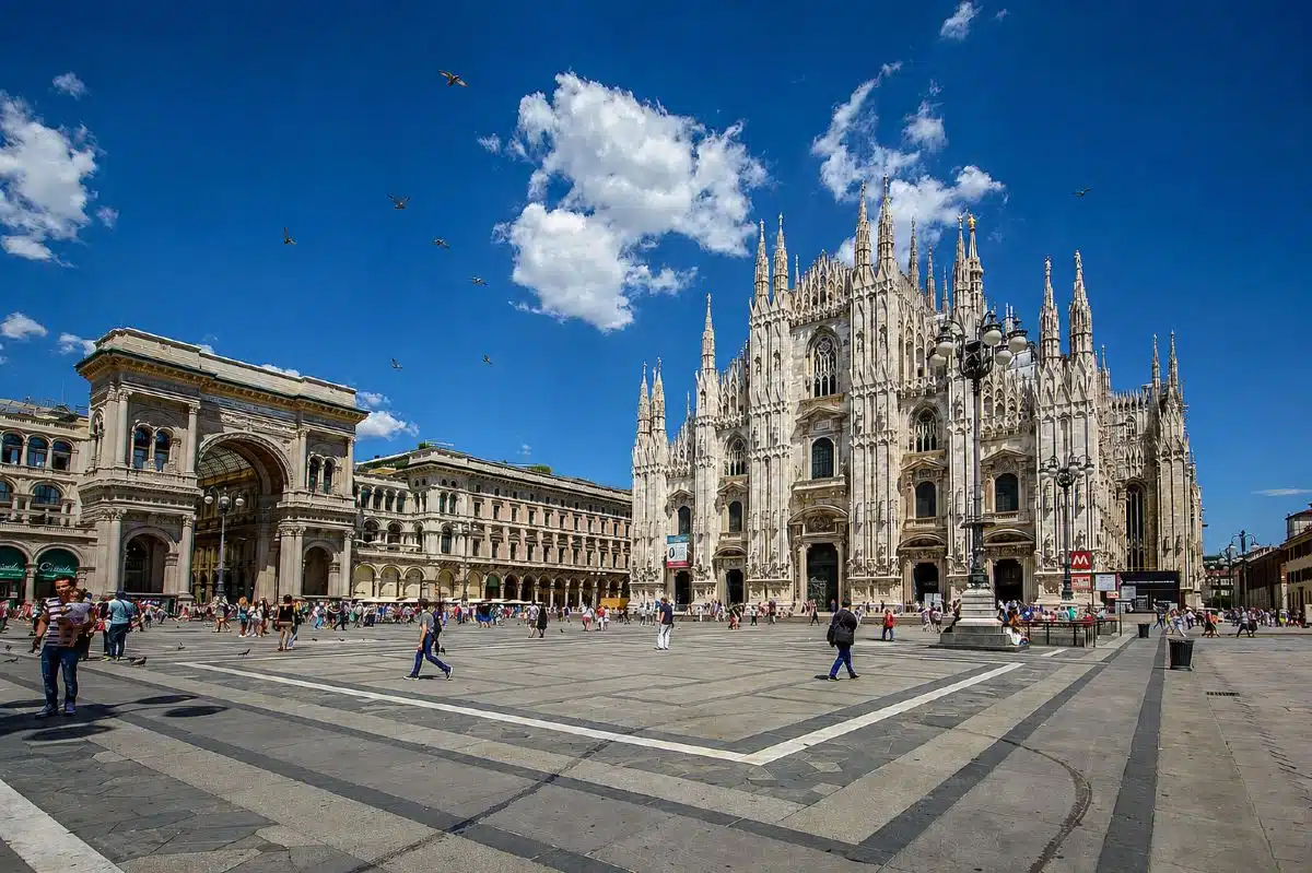 Partir en week end depuis la Suisse. Milan duomo design week 2026